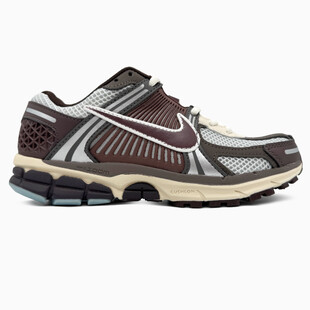 Nike Zoom Vomero 5 Brown