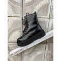 Розпродаж Dr. Martens