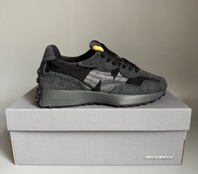 New Balance 327 Triple Black БРАК 1185
