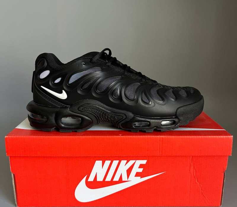 Nike Air Max TN Plus Drift Black/White Logo БРАК 877