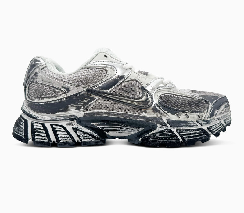 Nike V5 RNR Custom Grey