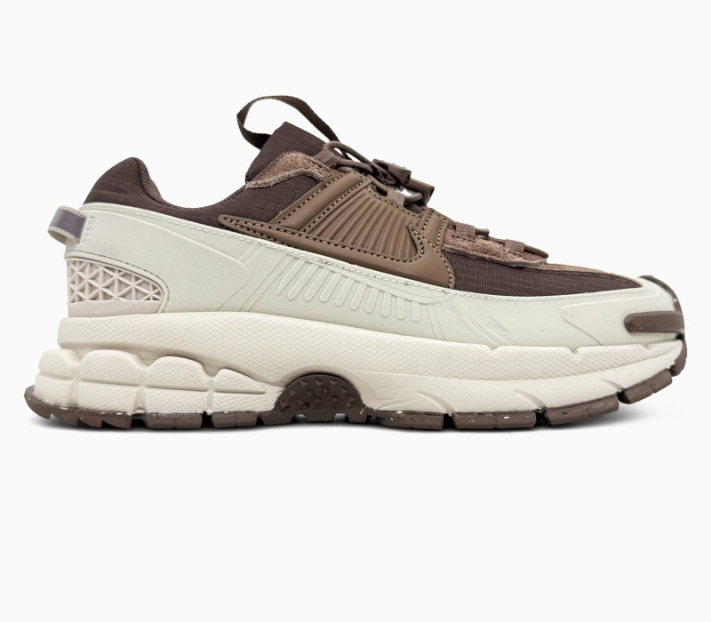 Nike Zoom Vomero Roam Beige/Brown