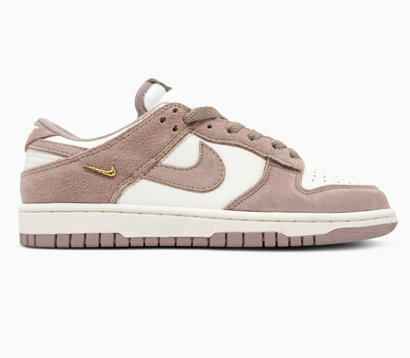 Nike SB Dunk Low Sail Beige