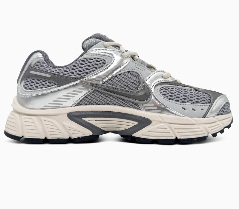 Nike V5 RNR Silver/Grey