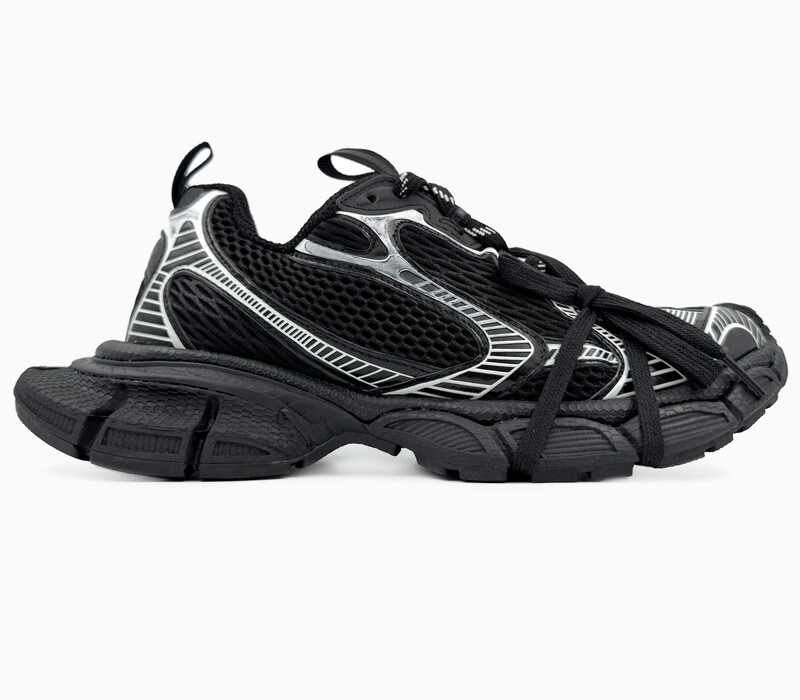 Balenciaga 3XL Black/White