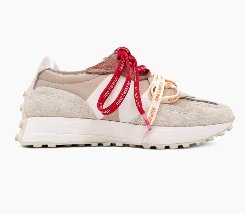 New Balance 327 Beige Extreme Laces