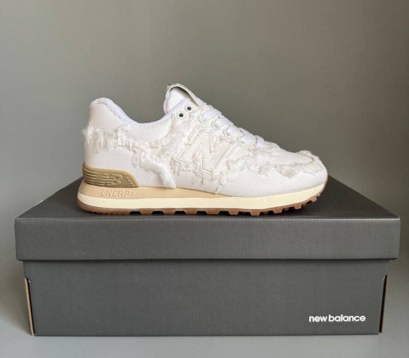 New Balance 574 x Miu Miu White БРАК 1044