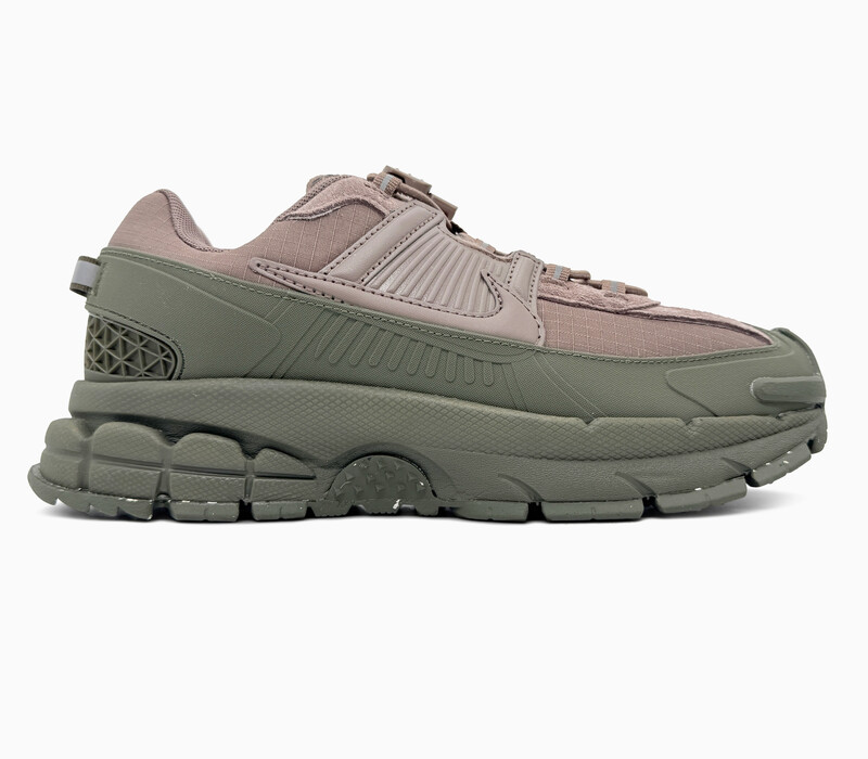 Nike Zoom Vomero Roam Khaki